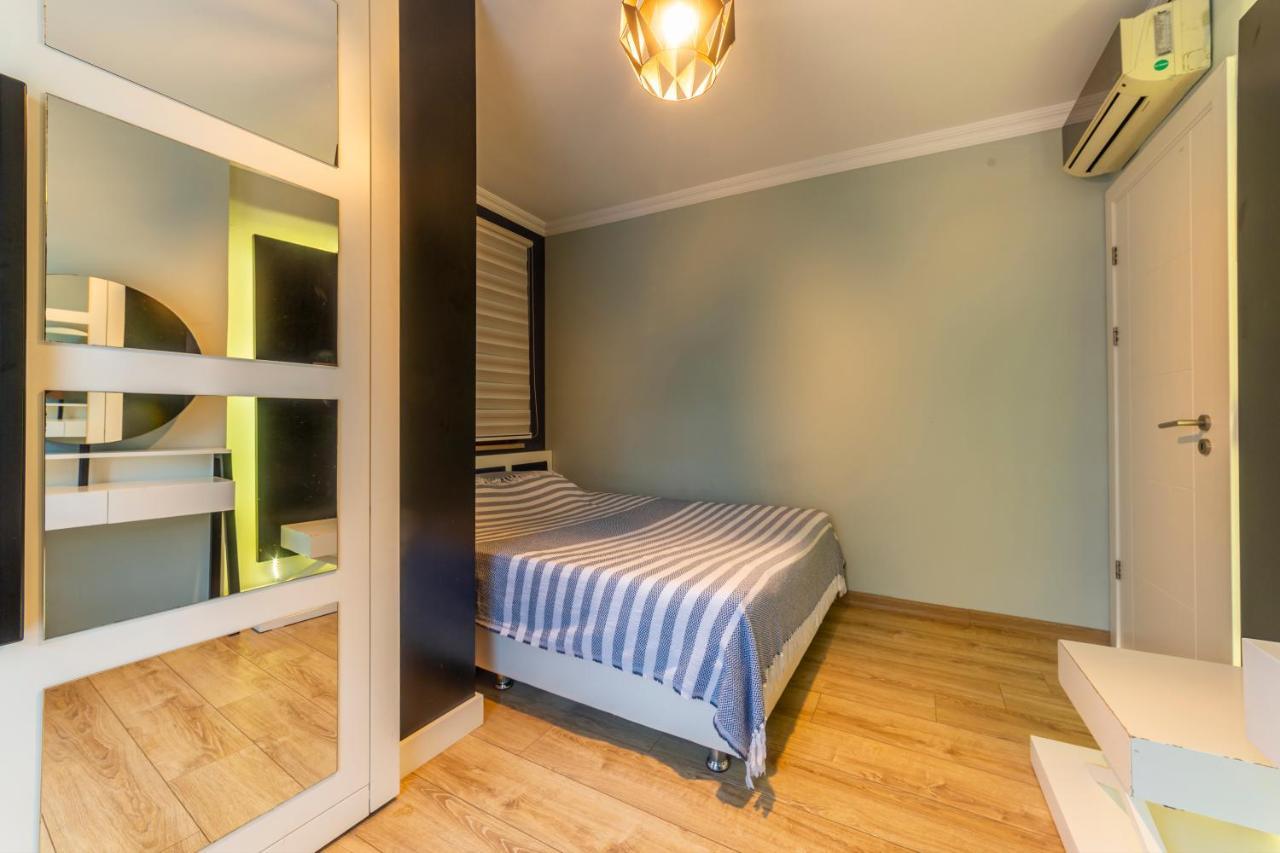 Aparthotel Vista *